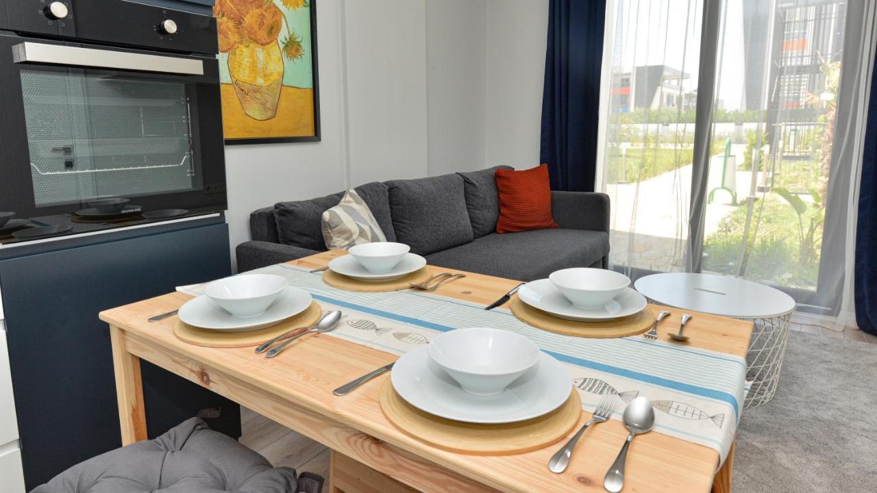 C Suites Antalia Airport Bagian luar foto