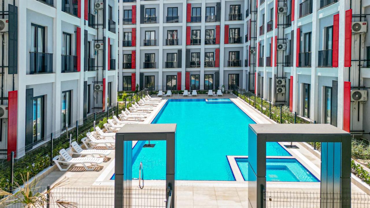 C Suites Antalia Airport Bagian luar foto
