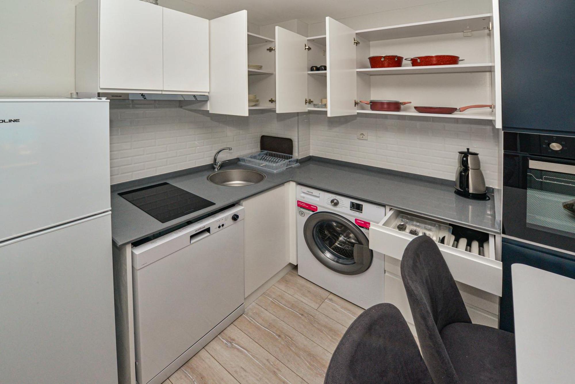 C Suites Antalia Airport Bagian luar foto