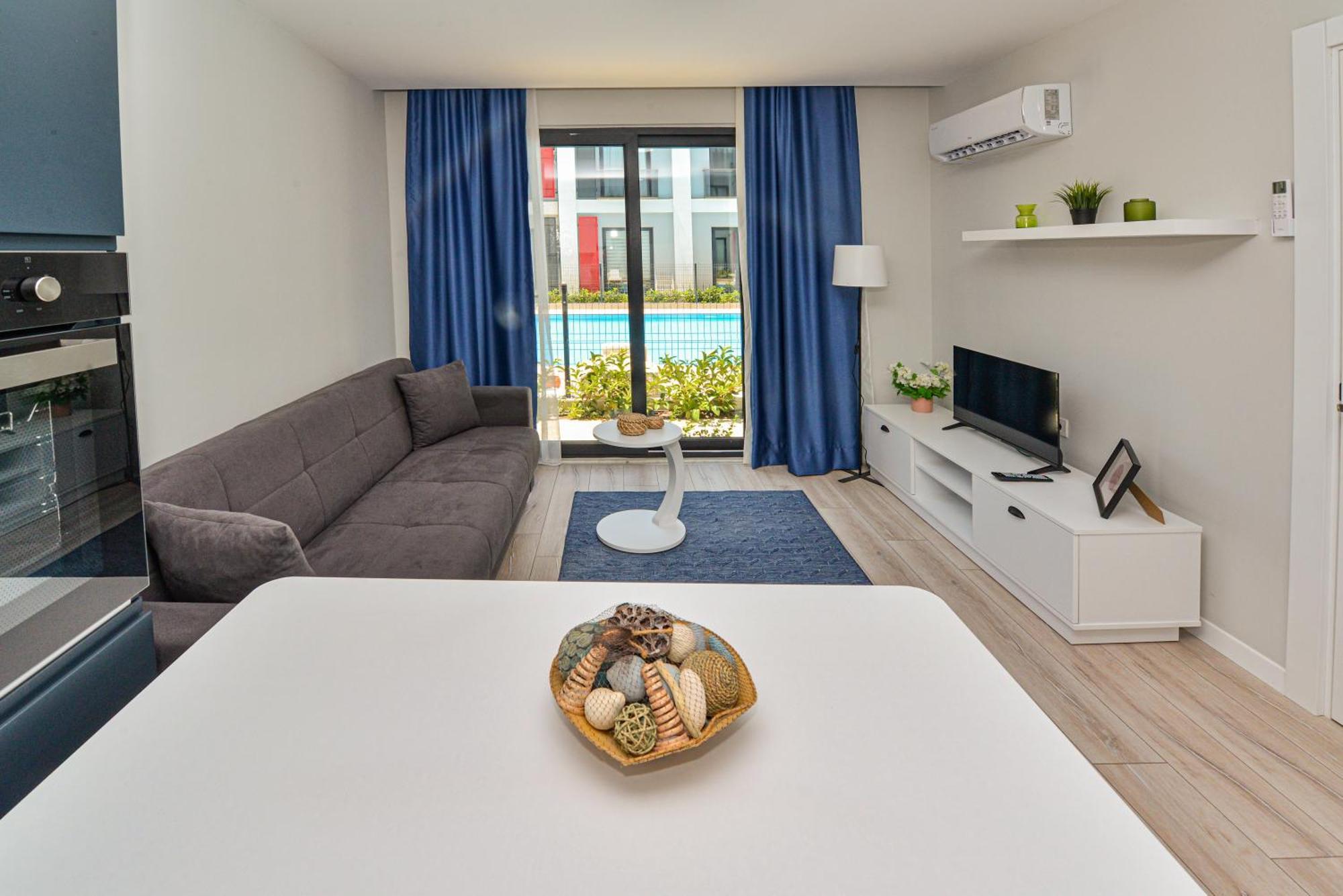 C Suites Antalia Airport Bagian luar foto